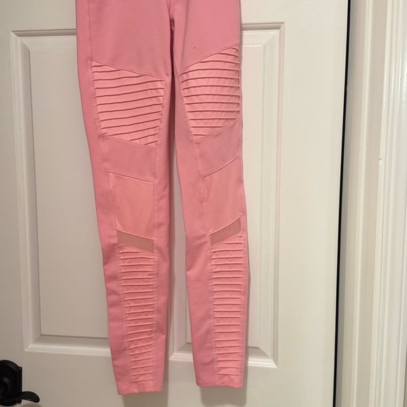 ALO Yoga Pink Ribbed Leggings - Picture 2 of 5